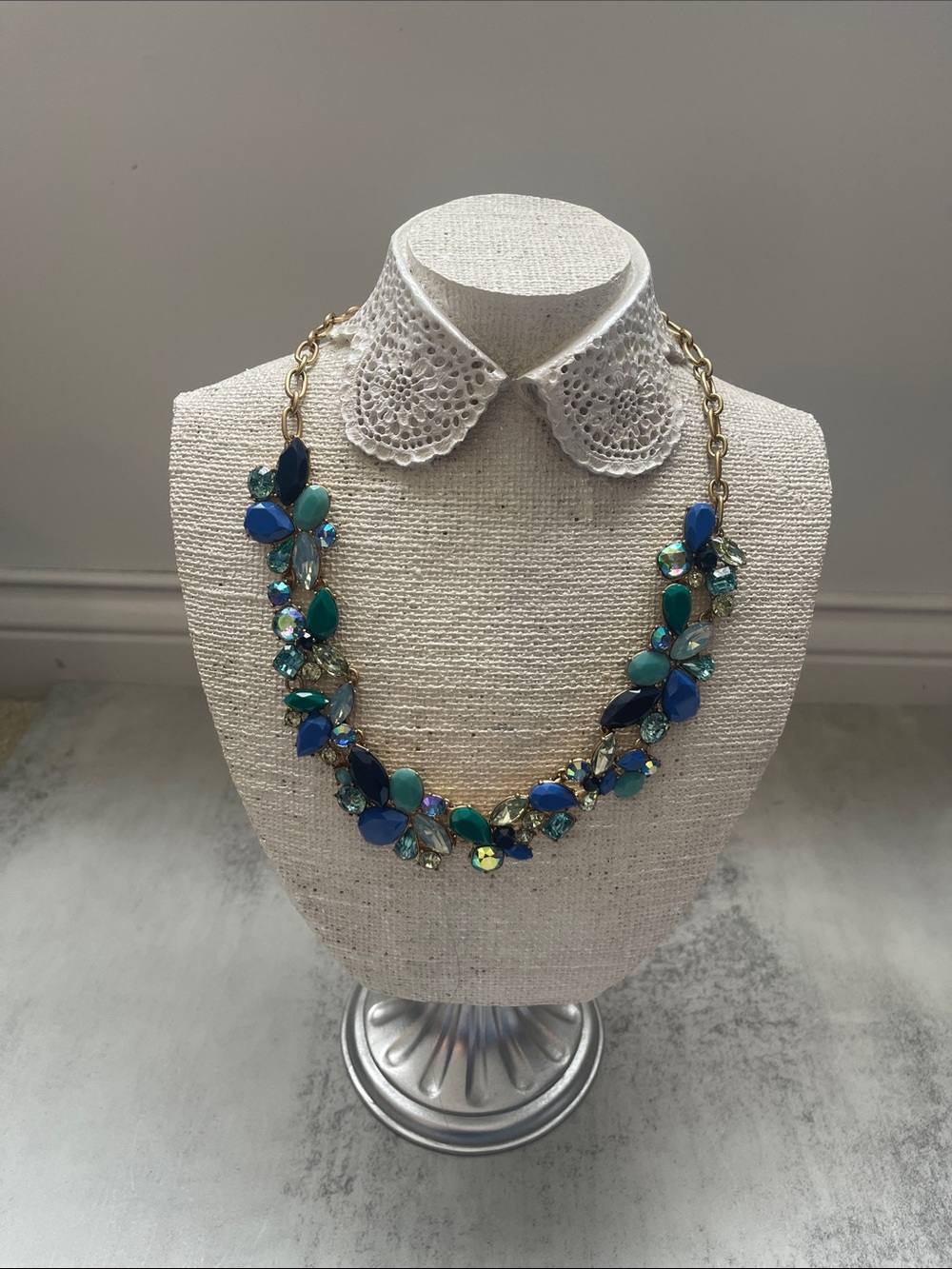 J.Crew Blue-Green Crystal Statement Necklace Women Jewelry
